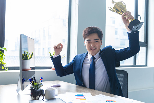 合理控制薪酬成本，提高企業(yè)利潤與員工福利水平