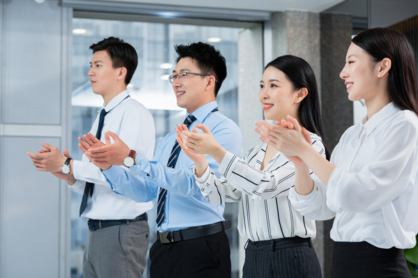 目標(biāo)設(shè)定與追蹤：明確目標(biāo)，確?？冃н_(dá)成