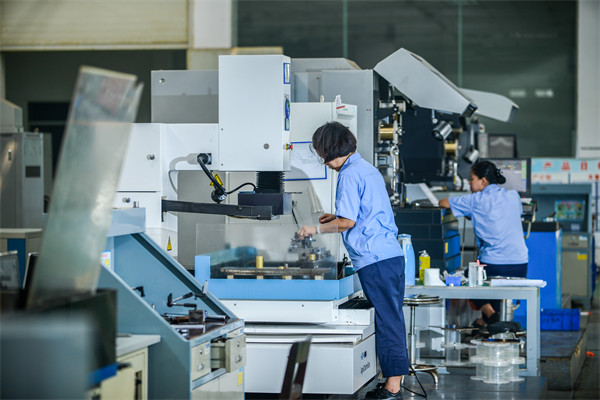 制造業(yè)管理新策略，引領企業(yè)高效運營，提升競爭力