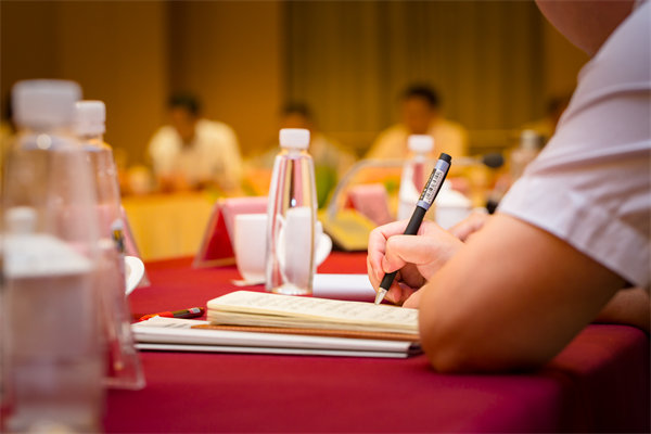 如何科學(xué)制定年度經(jīng)營計劃以應(yīng)對市場不確定性？