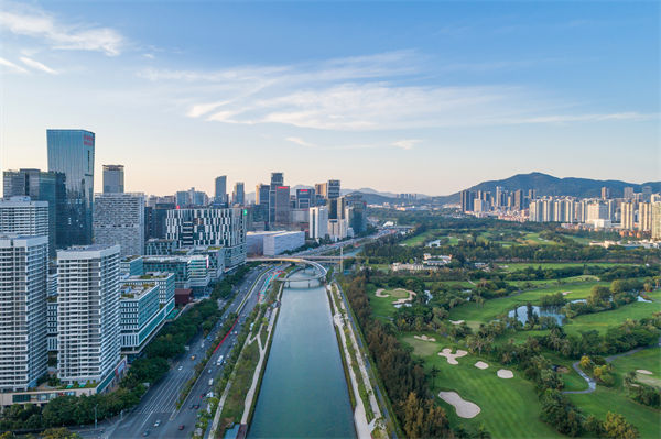 深圳精益生產(chǎn)咨詢公司如何幫助企業(yè)實(shí)現(xiàn)生產(chǎn)流程優(yōu)化？