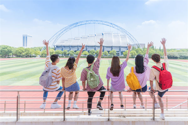 校園招聘嚴(yán)禁限定985和211高校，對制造業(yè)有哪些啟示？