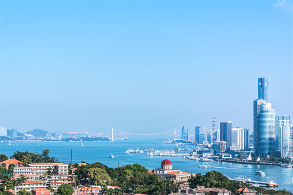 廈門營銷咨詢公司如何為企業(yè)定制精準(zhǔn)營銷策略？