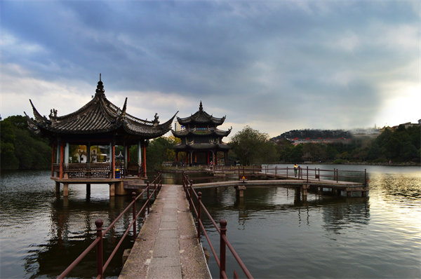 預(yù)算超支嚴(yán)重，臺(tái)州預(yù)算管理咨詢公司如何幫企業(yè)精準(zhǔn)控費(fèi)？