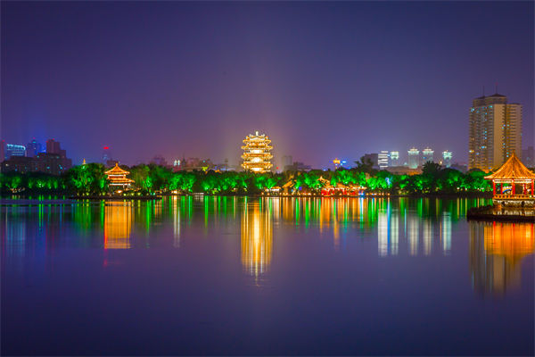 營銷轉(zhuǎn)化率低迷？濟(jì)南營銷咨詢公司如何精準(zhǔn)打通獲客變現(xiàn)鏈路？
