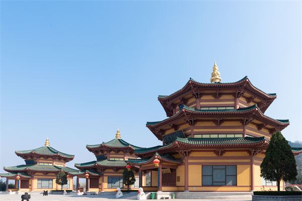 煙臺企業(yè)戰(zhàn)略模糊難落地？戰(zhàn)略咨詢公司如何精準錨定增長賽道？