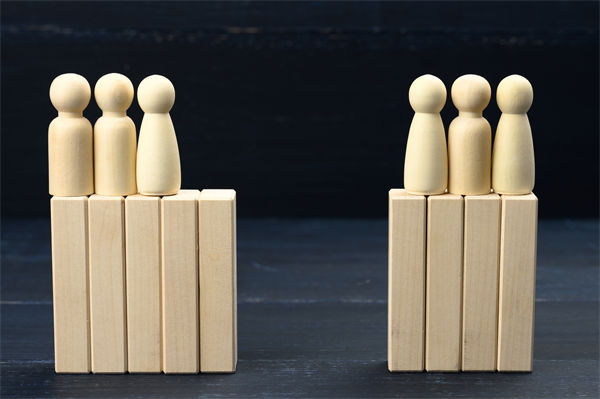 企業(yè)文化標(biāo)語掛滿墻，為何員工依然缺乏認(rèn)同感？