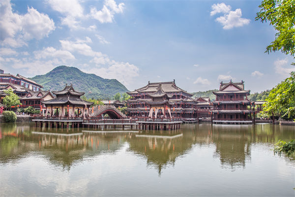 制造業(yè)管理分析：短劇基地狂飆，誰是下一個橫店？