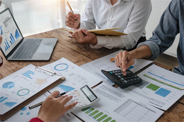 績效考評淪為形式主義，員工敷衍應(yīng)付企業(yè)怎么破？