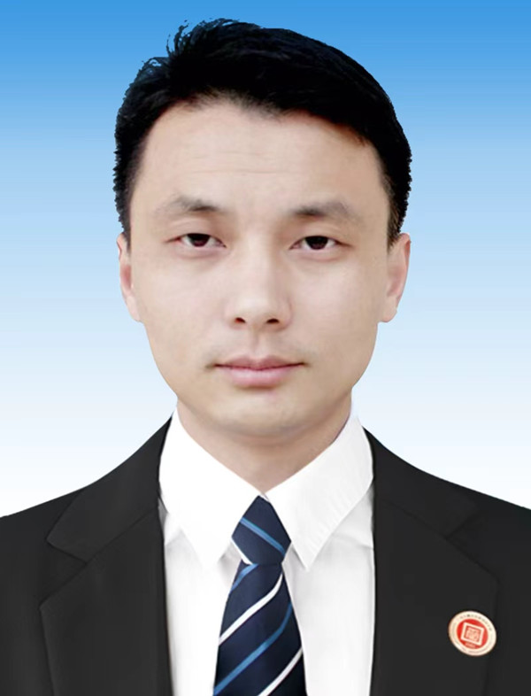 正睿企業(yè)管理咨詢(xún)師何勇亮